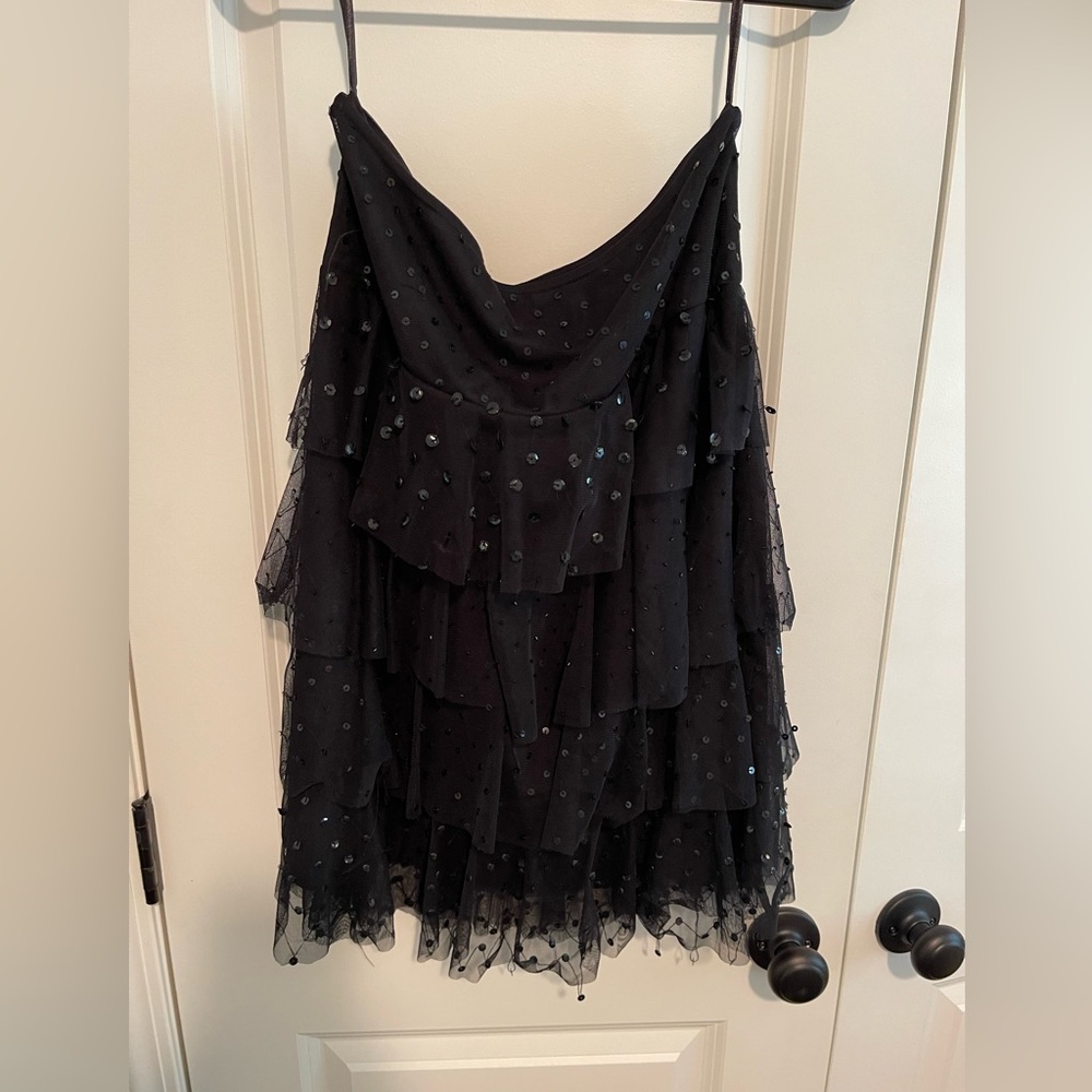 WD NY Black Sequin Mesh Tiered Layered Ruffle Skirt Size 8.